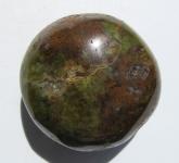 Pistazienopal, grüner Opal, Handschmeichler 130 g, 52 mm 