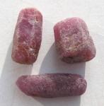 Rubin Kristalle aus Tansania 60,5 Ct. Rohsteine 