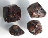 Zirkon, echte Rohedelsteine, 47,5 Ct., kein Zirkonia 