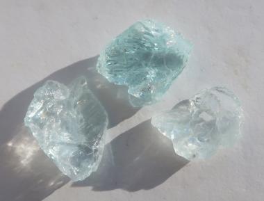 Aquamarin, 3 Kristalle 17,5 Ct., Schleifware 