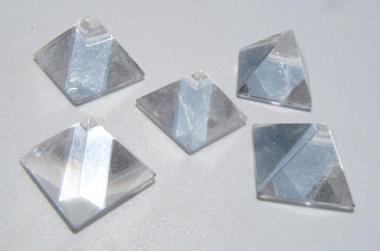Bergkristall Pyramide, mini 12 x 12 mm, klar 