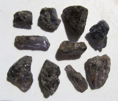 Cordierit, Iolith, Rohedelsteine aus Zambia, 51 Ct. 