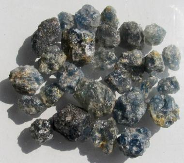 Lazulit Quarz, 50 g. Rohsteine aus Madagaskar 
