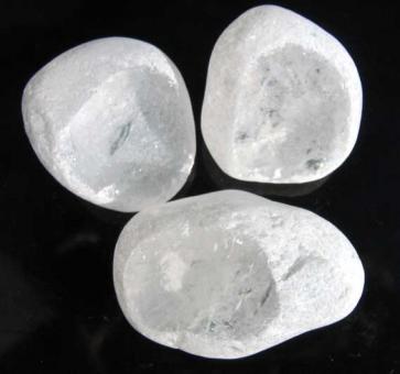 Bergkristall, Rollquarz mit Anschliff, 3 Stück 