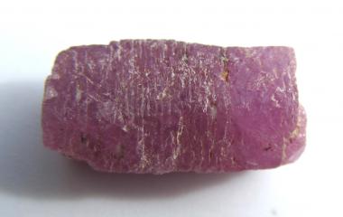 Rubin Kristall aus Afghanistan 8.5 Ct., Rohedelstein 