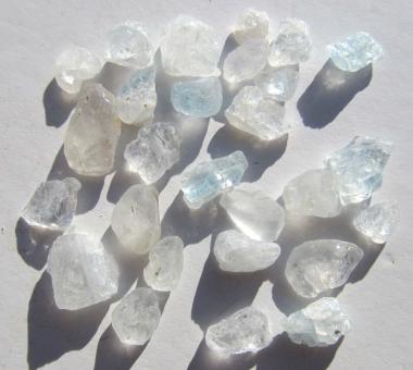 Topas natur, Kristalle, unbehandelt, Rohedelsteine, 50 Ct. 