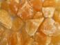 Orangencalcit, Rohsteine kräftige Farbe 25 - 40 mm 500g.
